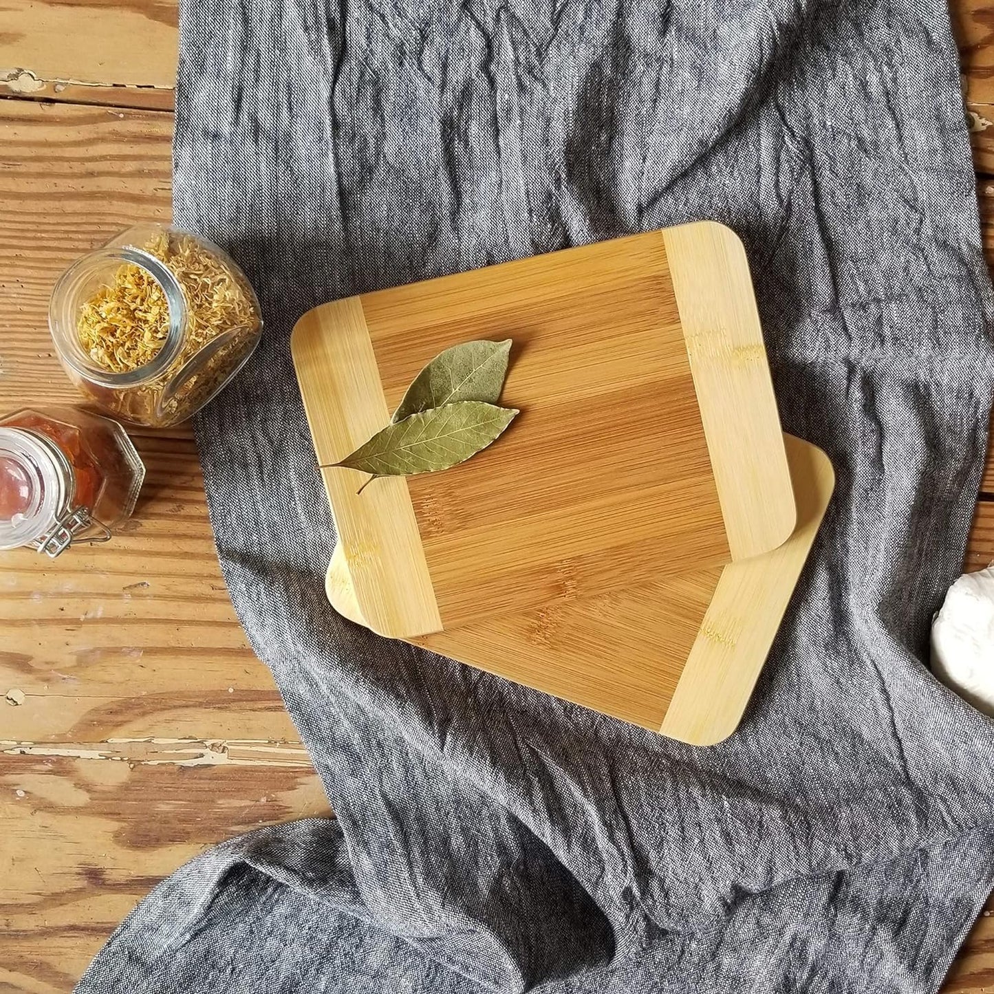 Lipper International Bamboo Wood Two-Tone Kitchen Cutting and Serving Board, Small, 7 3/4" x 6" x 1/4", Set of 2